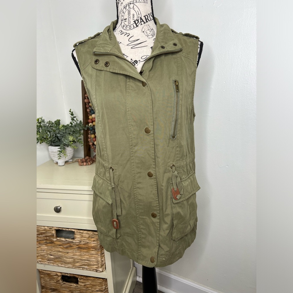 Blu Pepper Zip/Snap Army Green Vest